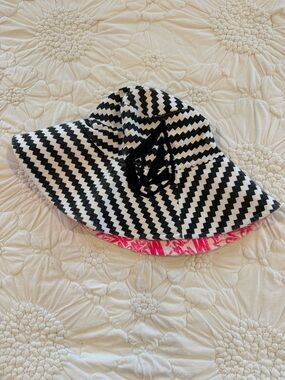 Volcom Reversible Bucket Hat
